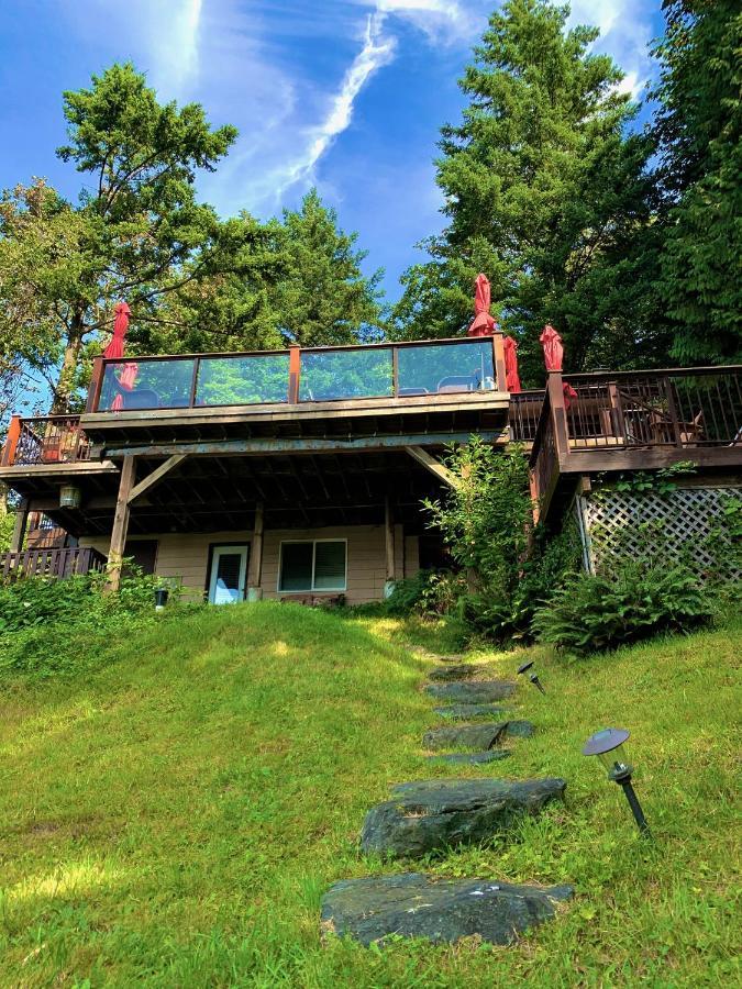 The Fraser River'S Edge B&B Lodge Чилливак Экстерьер фото