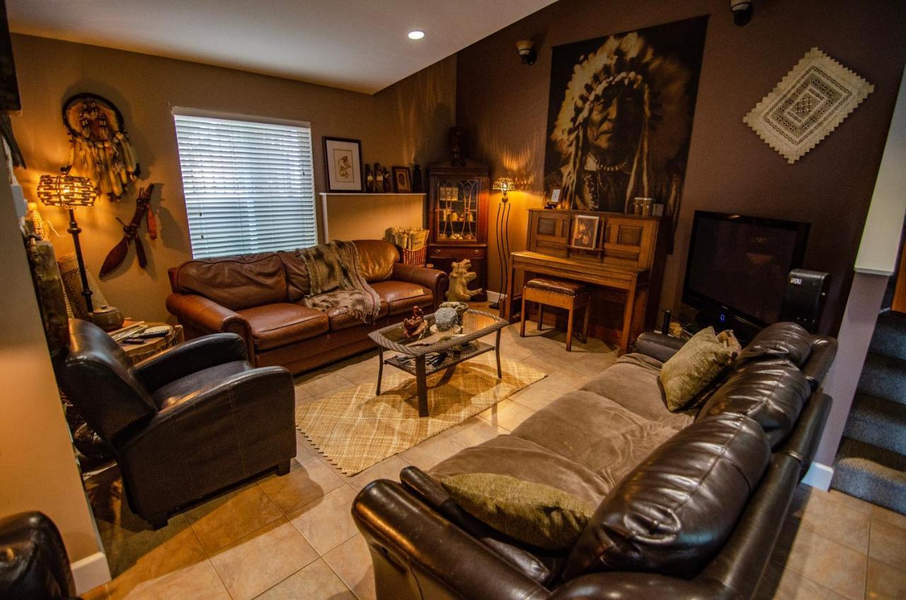 The Fraser River'S Edge B&B Lodge Чилливак Экстерьер фото