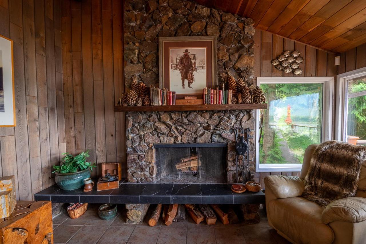 The Fraser River'S Edge B&B Lodge Чилливак Экстерьер фото