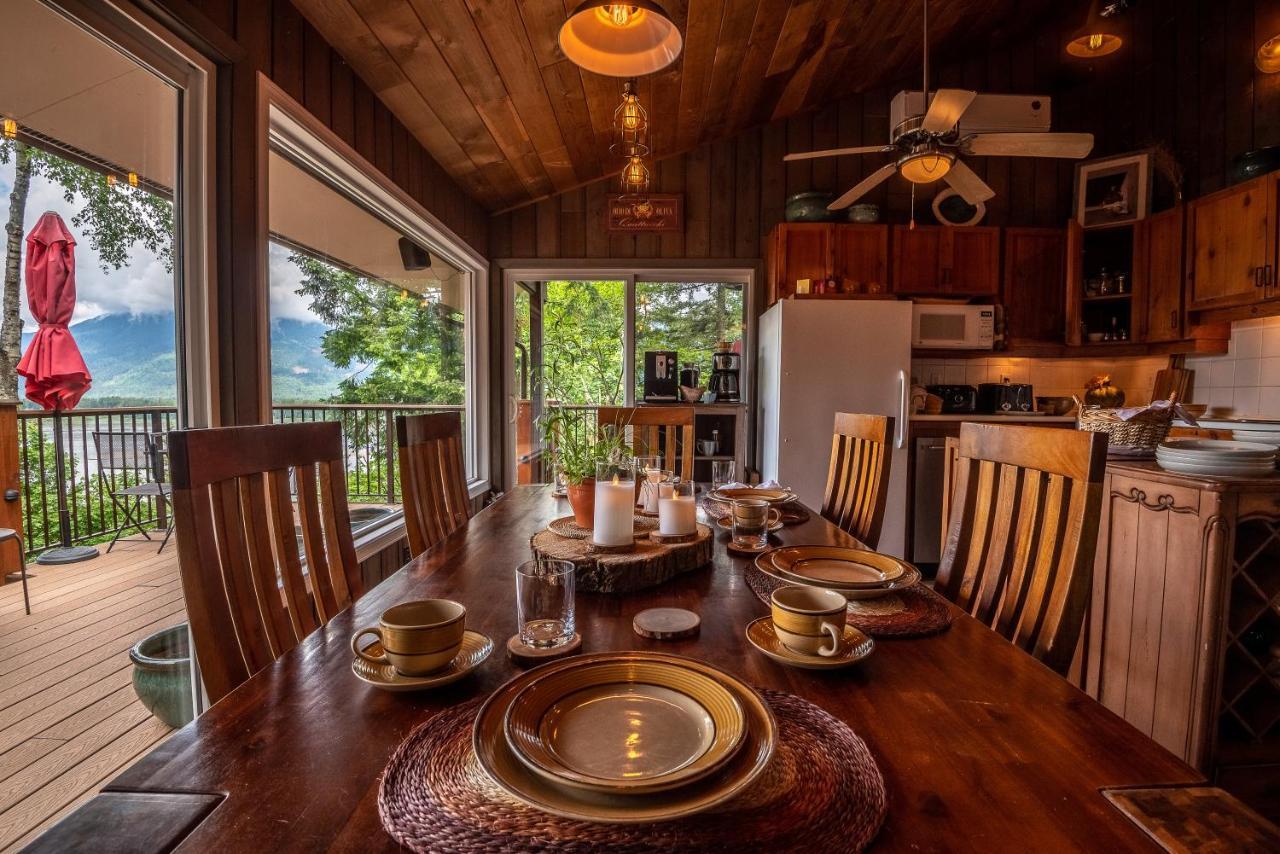 The Fraser River'S Edge B&B Lodge Чилливак Экстерьер фото