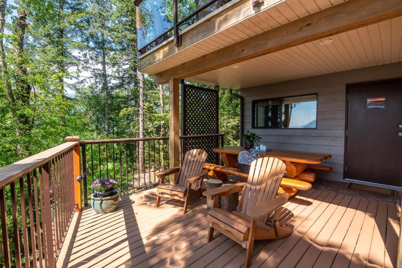 The Fraser River'S Edge B&B Lodge Чилливак Экстерьер фото